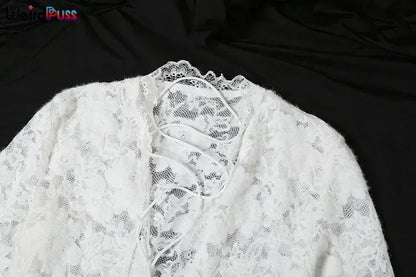 Vestido con volantes y bordado de gatitos extraños para mujer, sexy, escote en V profundo, aberturas transparentes