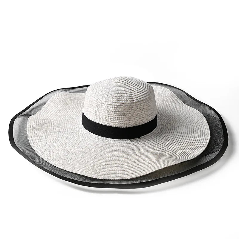 Sombrero grande de paja para el sol