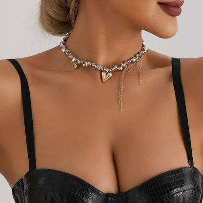 Collar de cuentas de corazón de moda para mujer, estilo bohemio, elegante, con cadena de cristal irregular, gargantilla Y2K, exquisito regalo de fiesta, accesorios de joyería