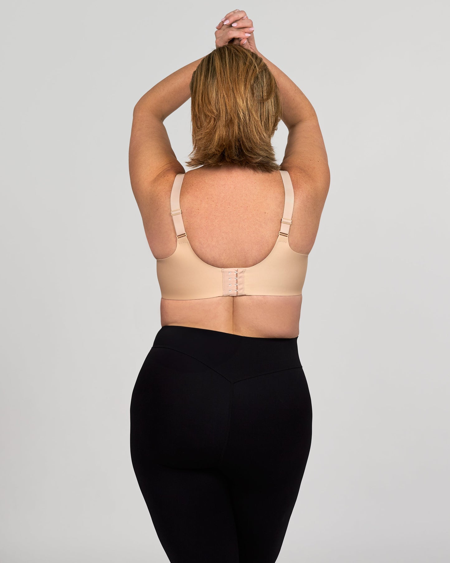 El sujetador de soporte completo