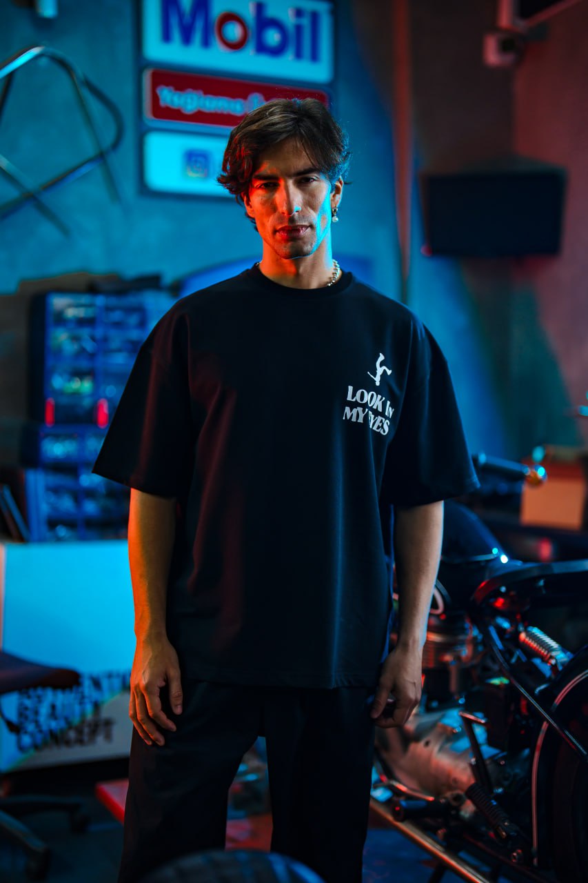 Look In My Eyes T-Shirt – Travis Scott Utopia Tee