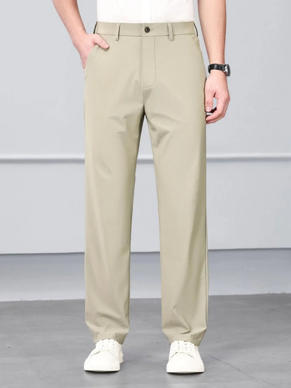 Men's Loose Fit Jeans with Pockets