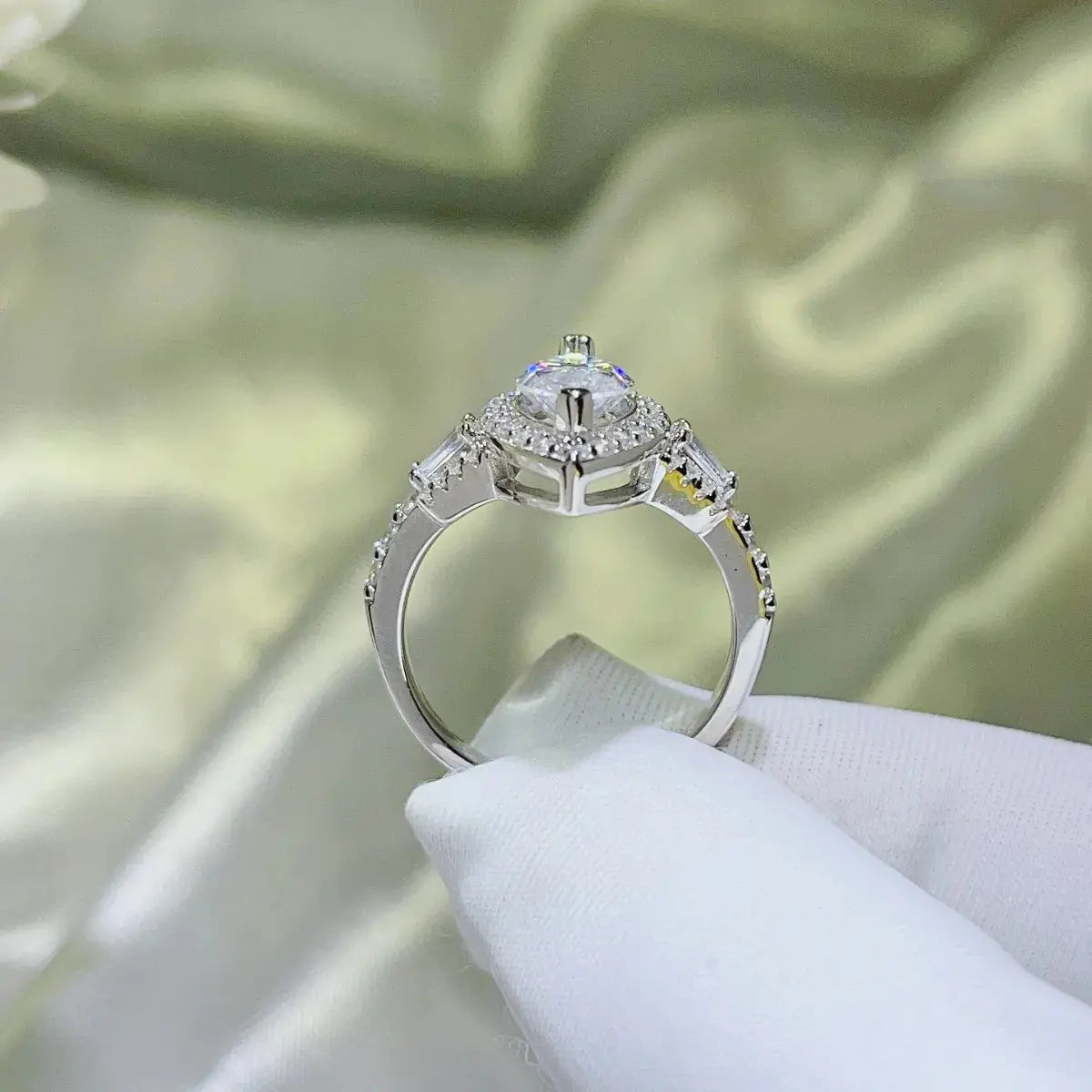 2 Carat Moissanite 925 Sterling Silver Ring