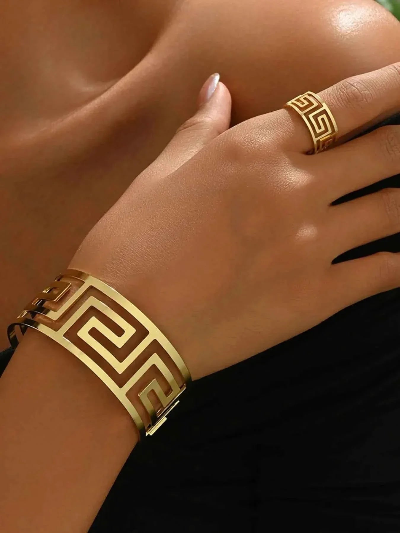 18K Gold-Plated Stainless Steel : Geometric Bracelet and Ring Jewelry Set