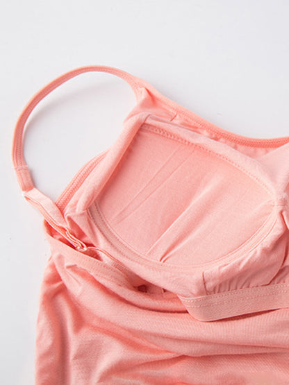 日常吊帶洋裝搭配胸罩