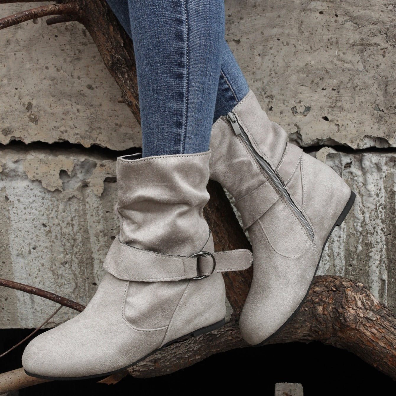 踝靴 圓頭 扣環 皮帶 側邊拉鍊靴