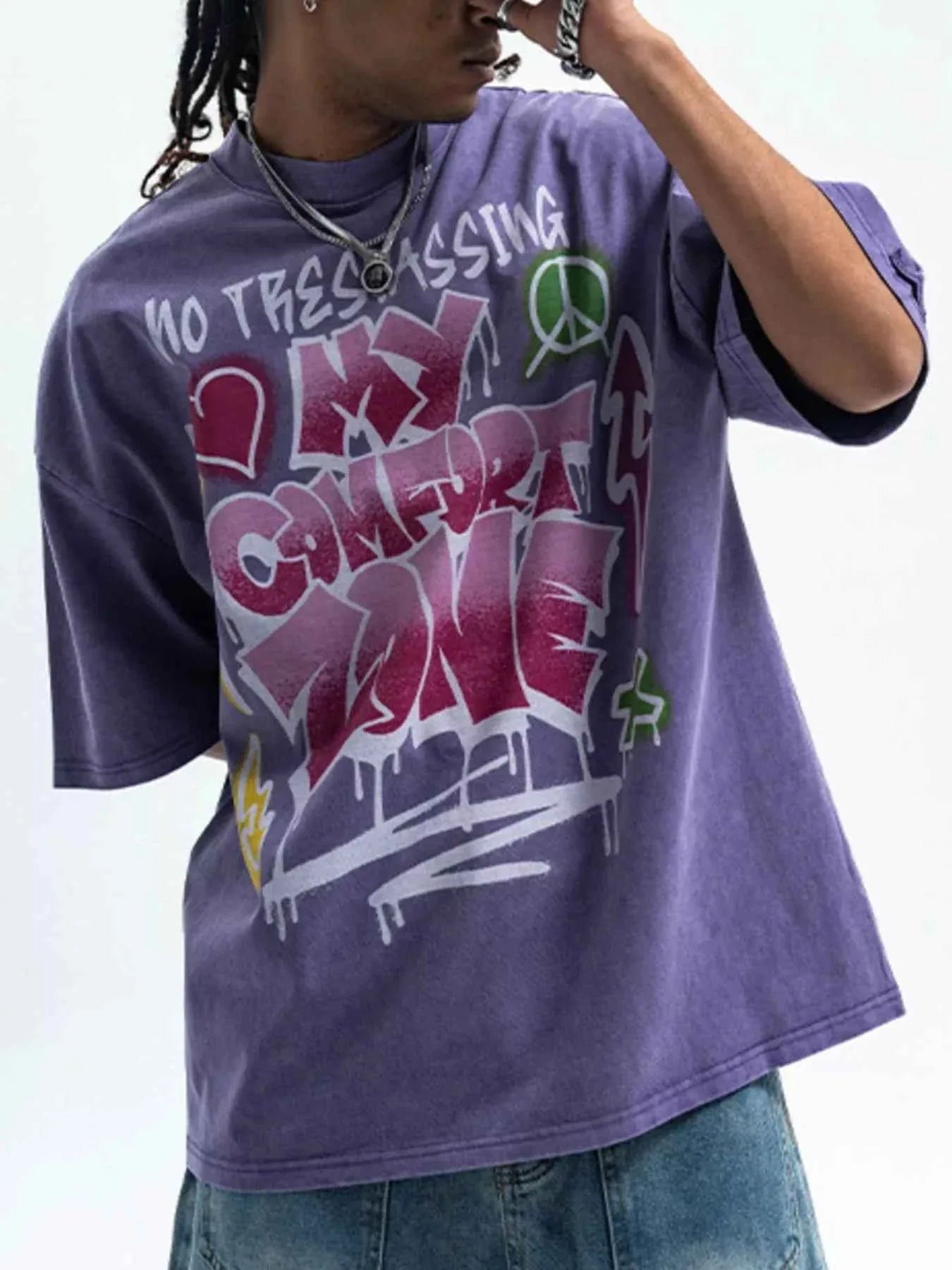 Stylish Men's Graphic Tee, Comfortable Half Sleeve T-Shirt for Men