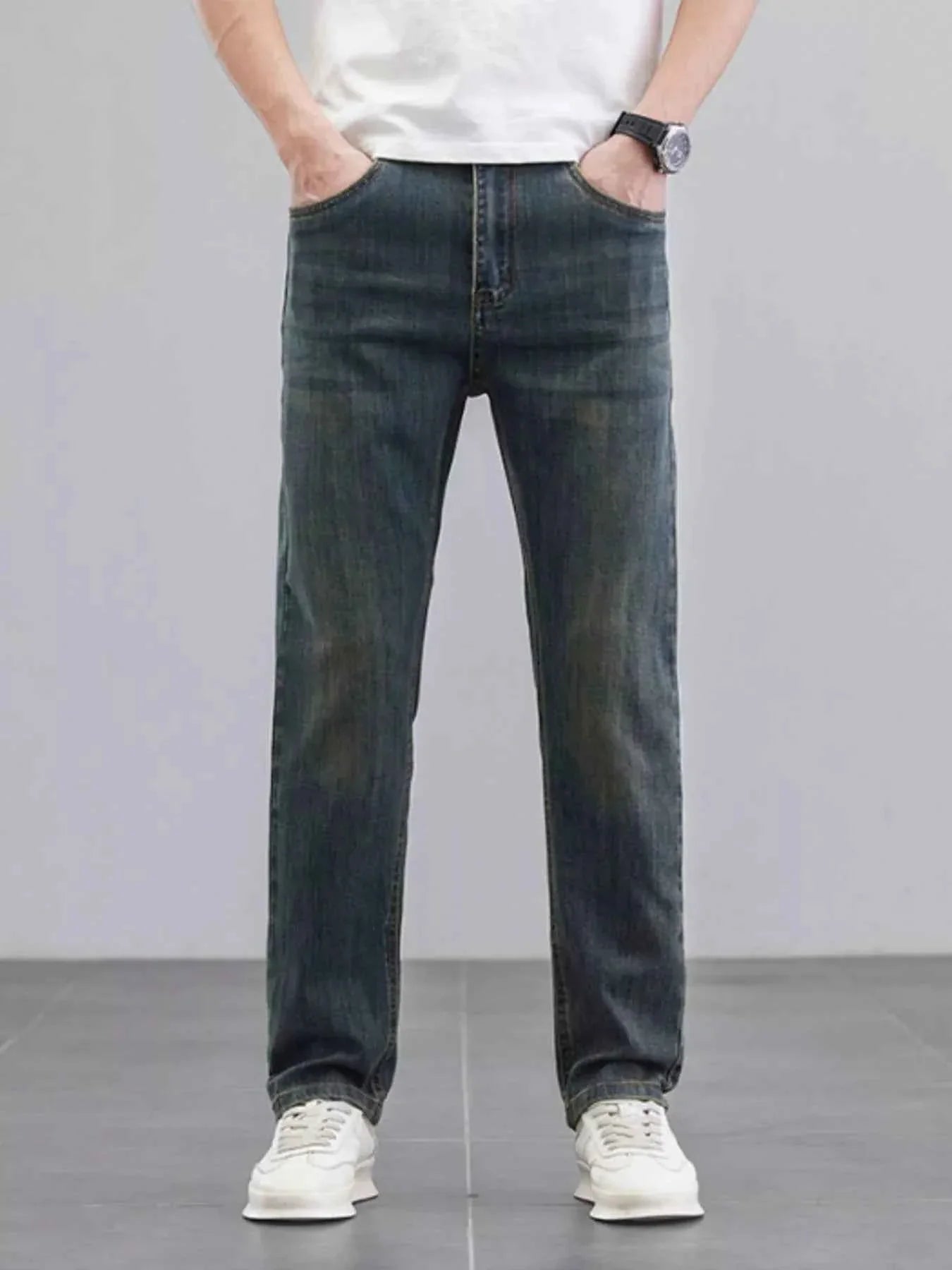 Men's Washed Straight Leg Fit Jeans