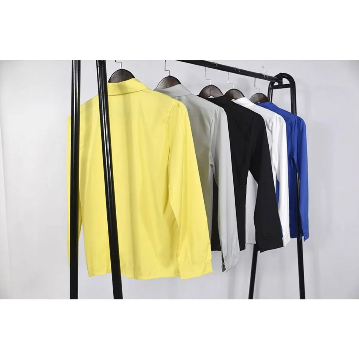 Women's Elegant Buttons Blouse