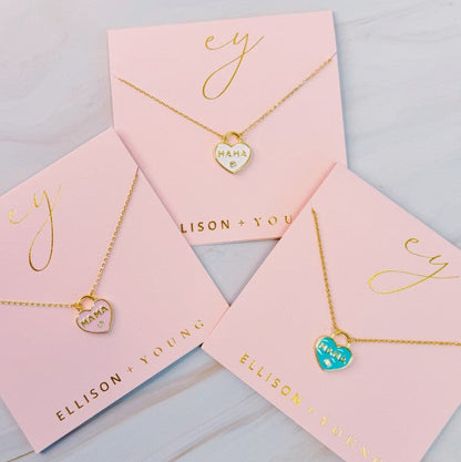 Collar de mamá con medallón pastel