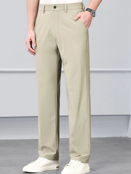 Men's Loose Fit Jeans with Pockets