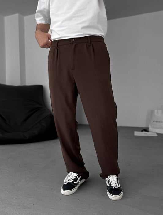 Modern Essential Men's Pleated Trousers – Tailored Comfort for Everyday Refinement