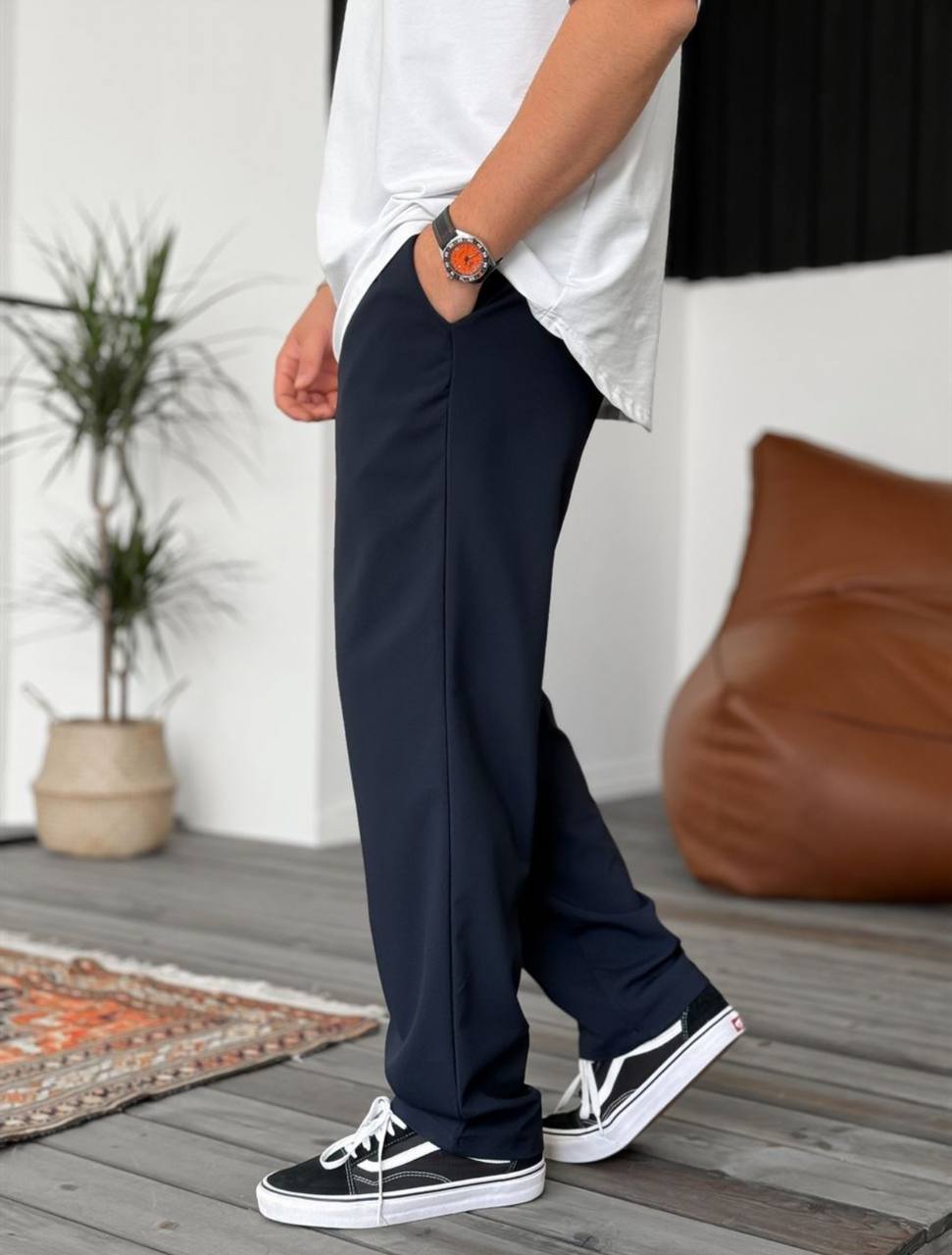 Modern Essential Men's Pleated Trousers – Tailored Comfort for Everyday Refinement