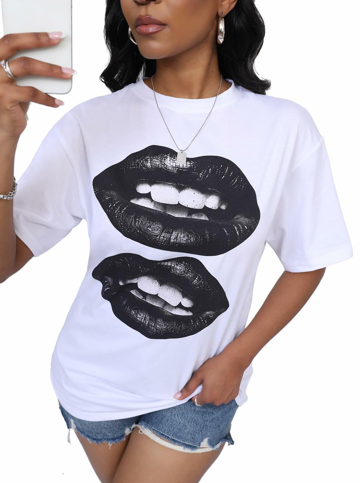 LovelyWholesale Womens Oversized Graphic Tee Short Sleeve White Size M