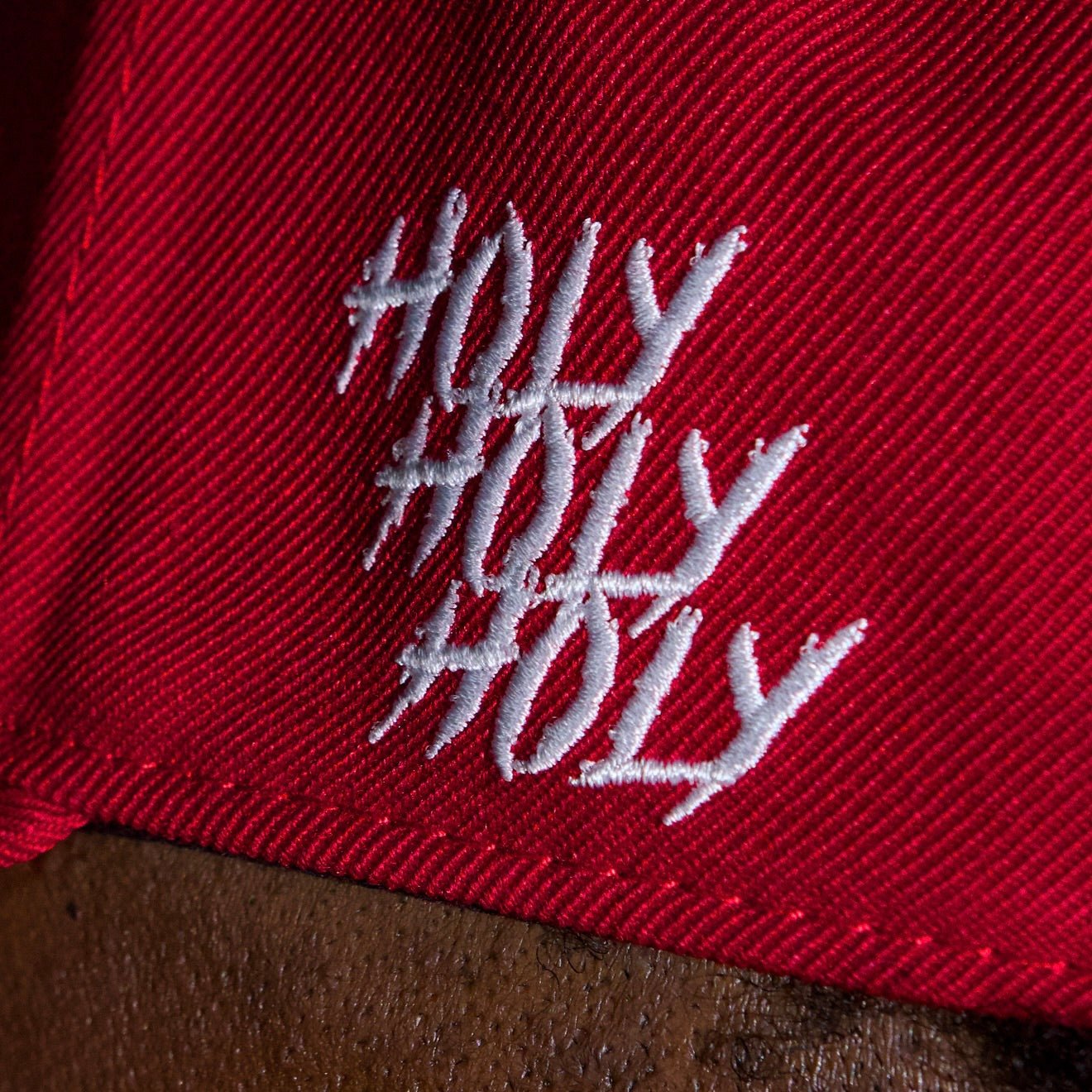 ‘7’ Premium SnapBack - Red/White