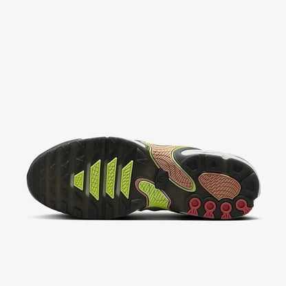 Nike Men's Air Max Plus Drift Light Silver Volt