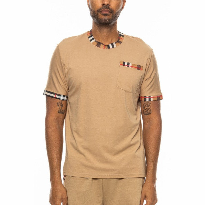 Camiseta de manga corta a cuadros con ribete en contraste