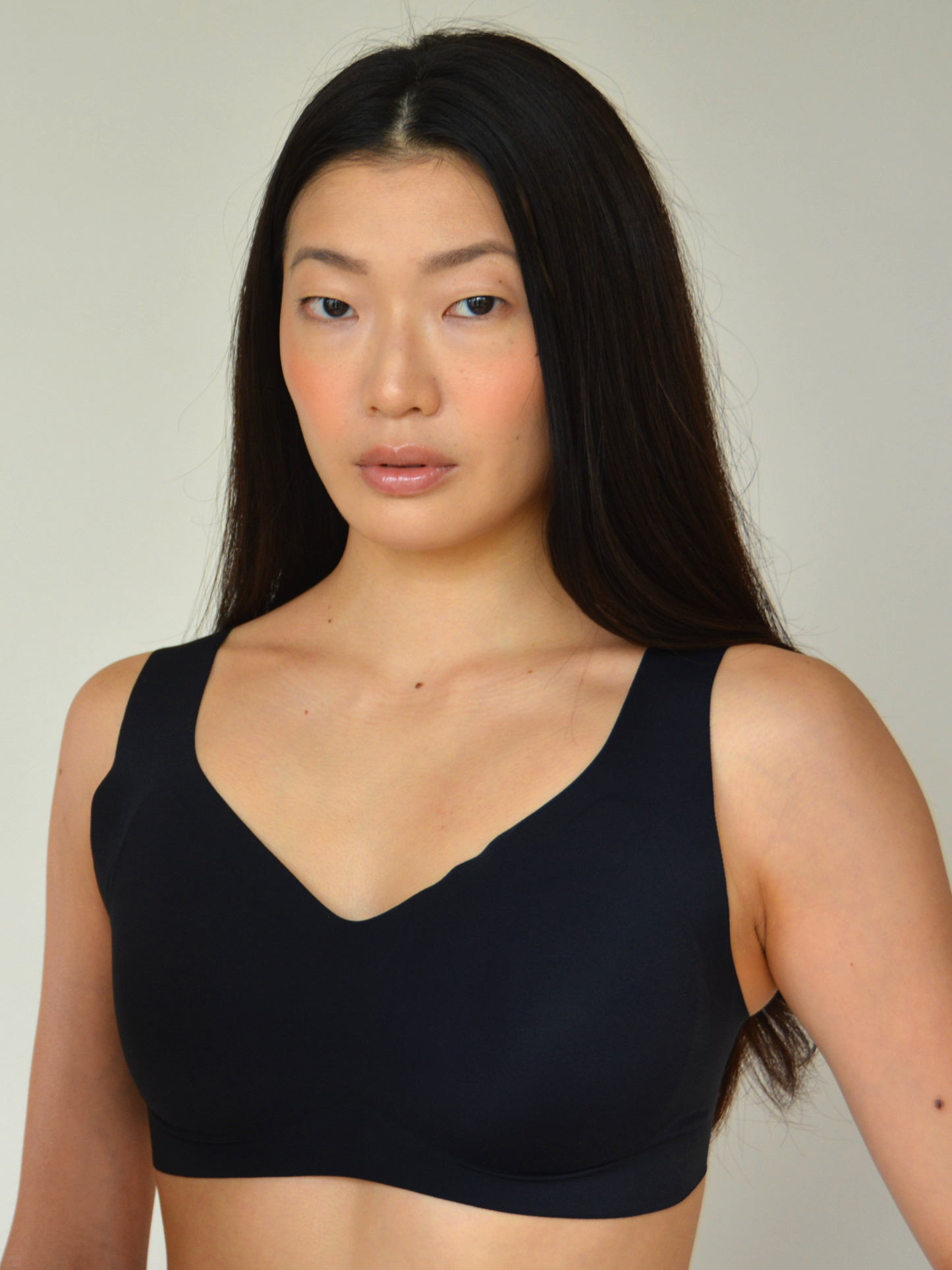 Sujetador con escote en V 